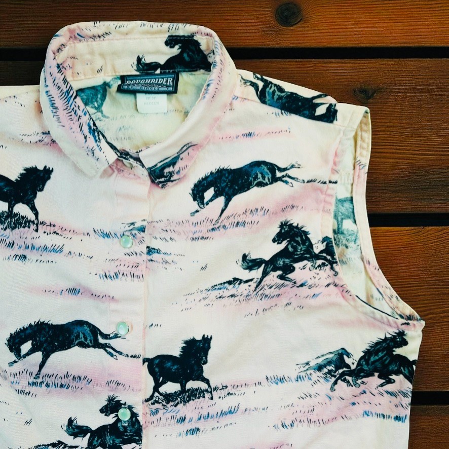 Vtg Roughrider Wild Horses Womens Shirt Sz Med Pink Western Chic Rodeo Pearl