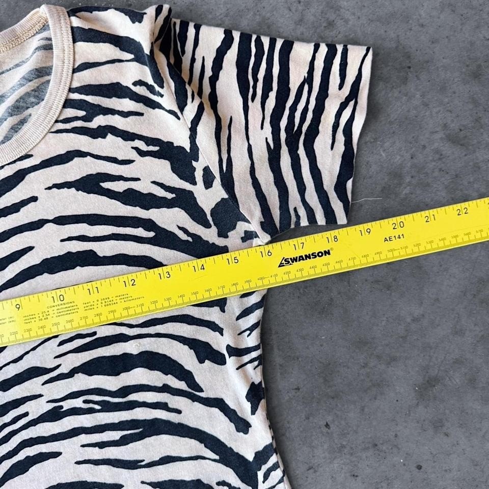 Vintage 90s Tiger Print Babydoll Tee Womens Black Tan Medium