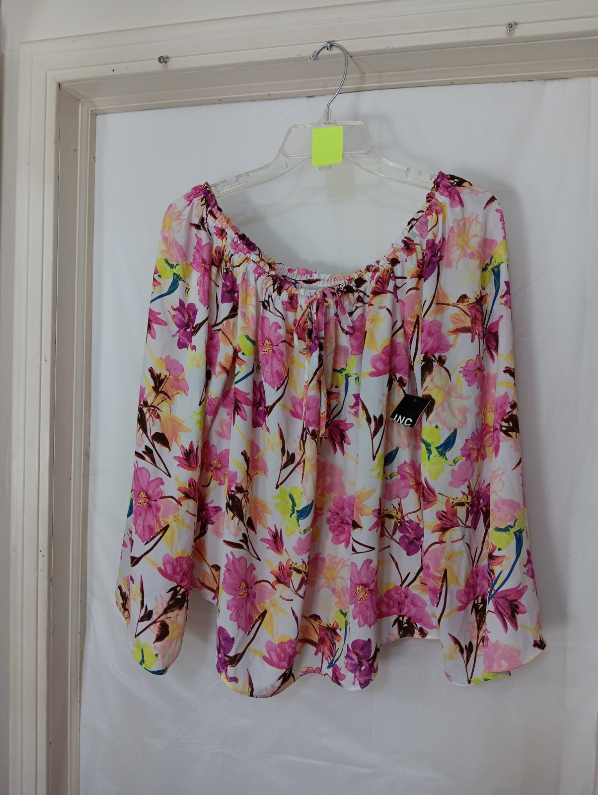 I.N.C. International Concepts Women’s Blouse vibrant floral print Size L