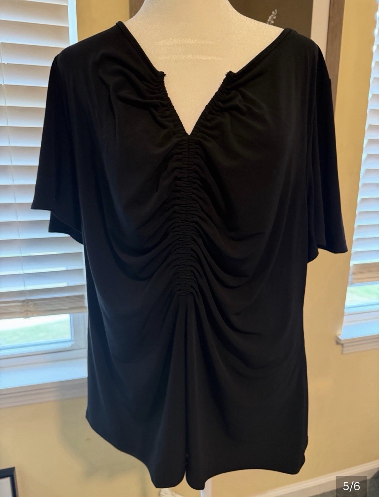 Montgomery Post Women’s XL Black Solid V-Neck Ruched Peplum Knit Top