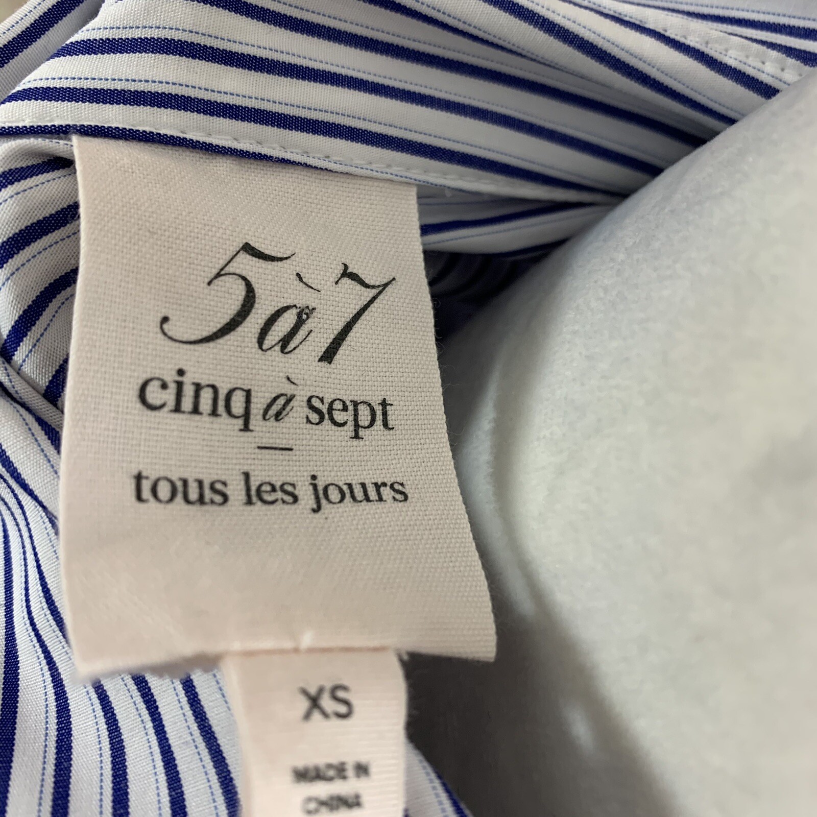 Cinq à Sept Theresa Tie-Cuff Top in Deep Ultramarine White Size XS