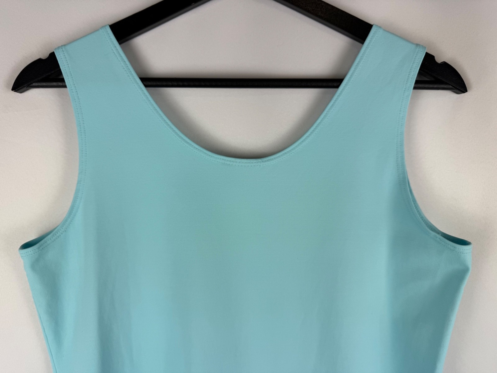 Chico’s Light Blue Scoop Neck Contemporary Microfiber Tank Size 1- Medium M