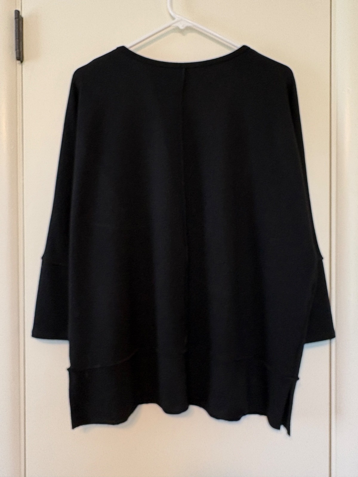Spanx #50171R Women’s Dolman 3/4-Sleeve Perfect Length Shirt Top M Very Black