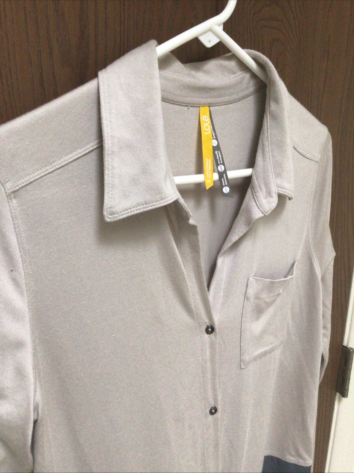 Lole eco stretch tunic top beige gray logo, button down collared, sz M