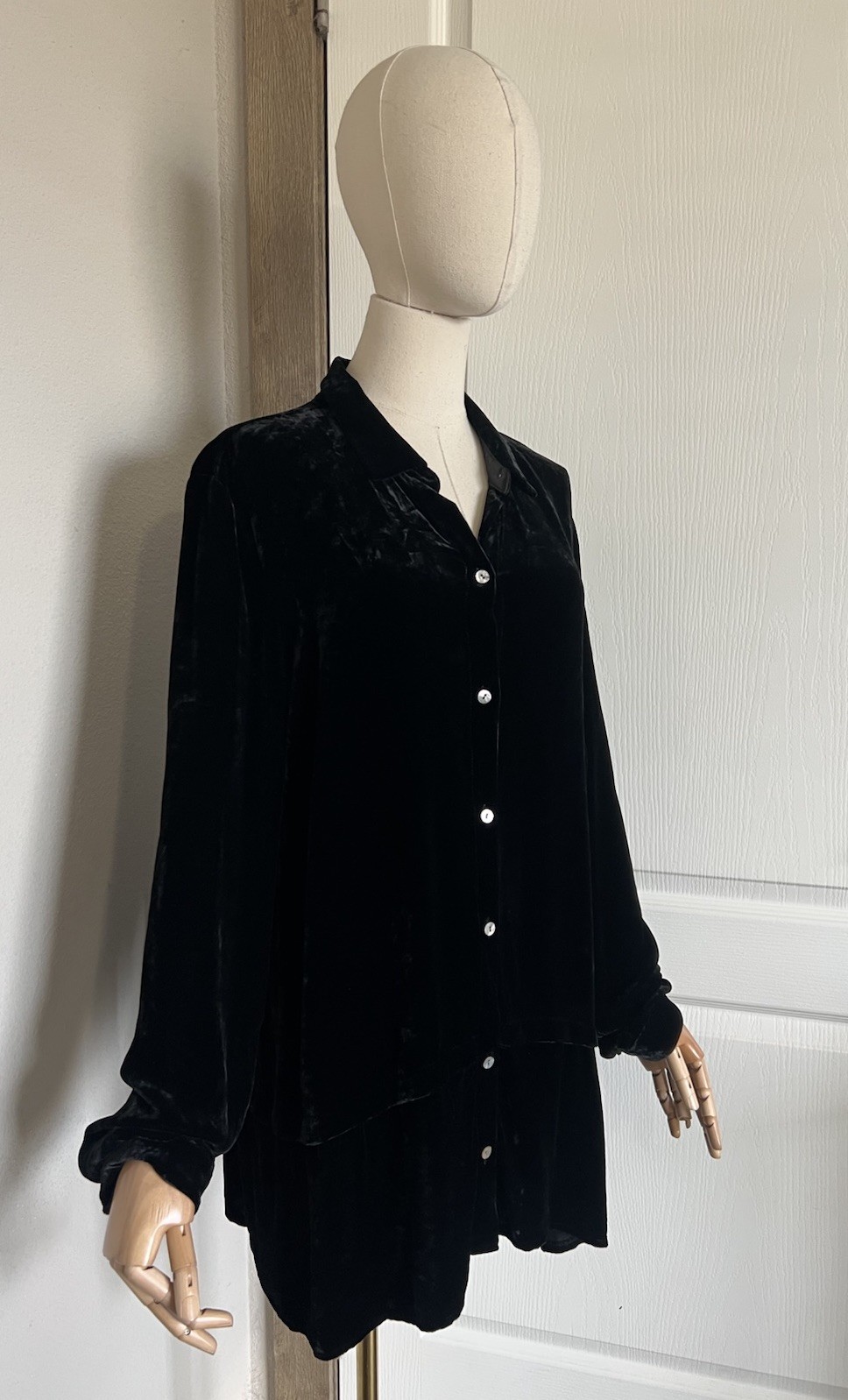J Jill Top Womens L Tall Black Velvet Button Up Long Sleeve Tunic Silk Blend