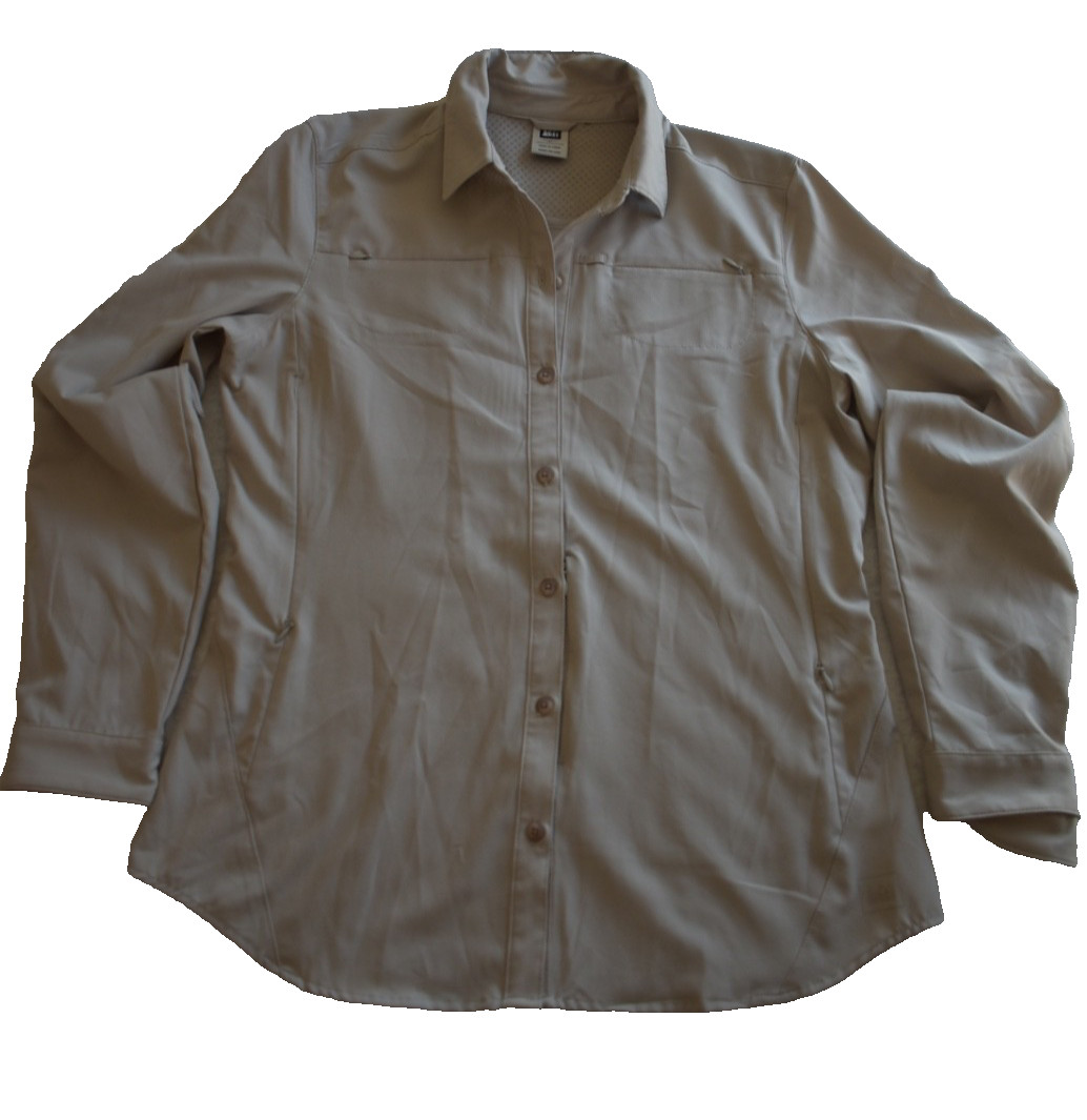 REI Shirt Womens Med Beige Button Down Nylon Outdoor Nature Hiking Camping Top