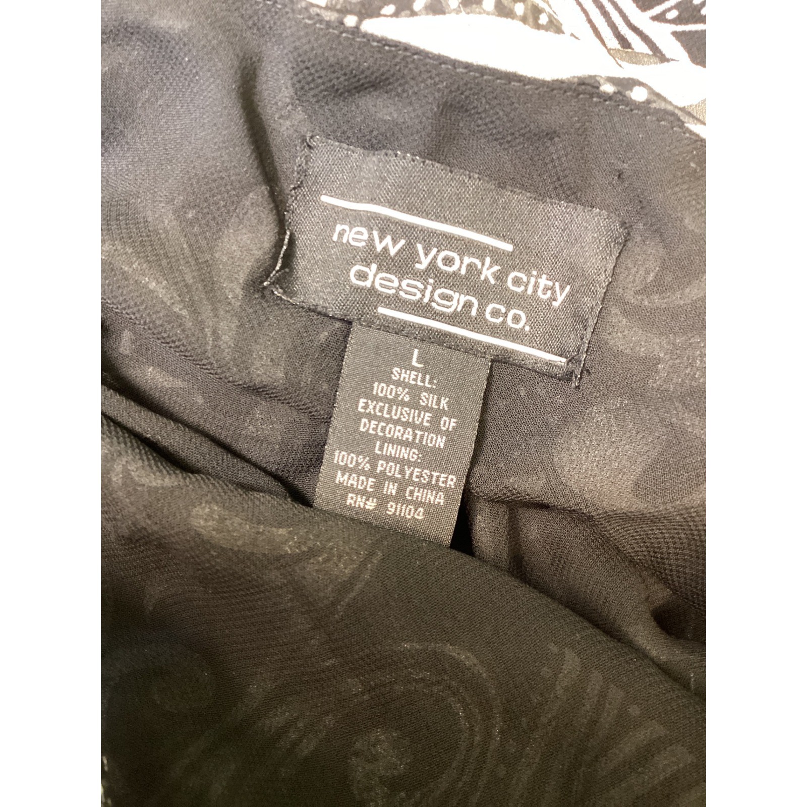 New York City Design Co. Black White Paisley Silk Beaded Camisole Top L Sexy