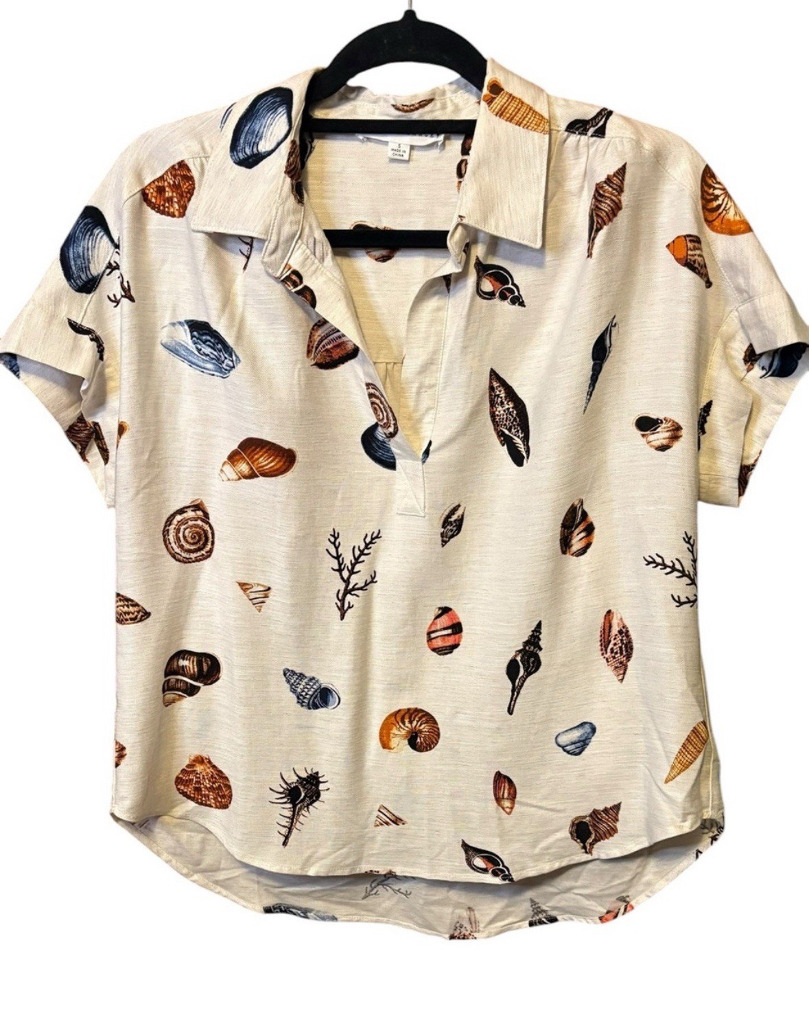 Jane + Delancey Seashell Coral Print Blouse Coastal Resort Top Size Small