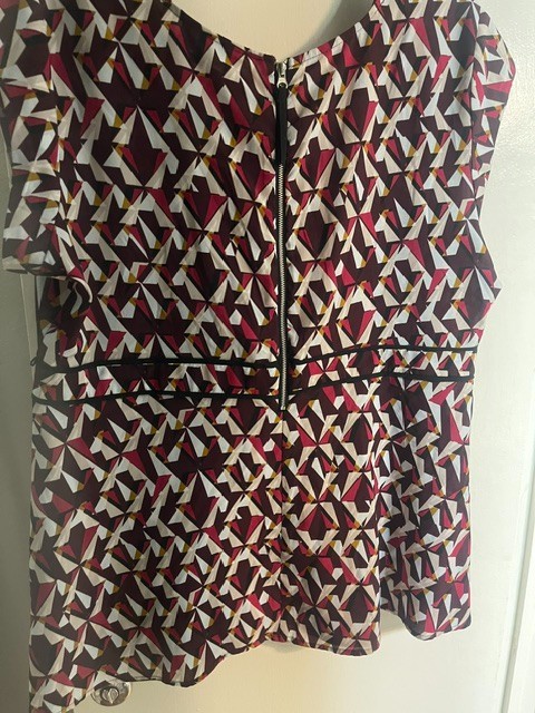 Maternity Blouse with geometric pattern-Black, white, and plum
