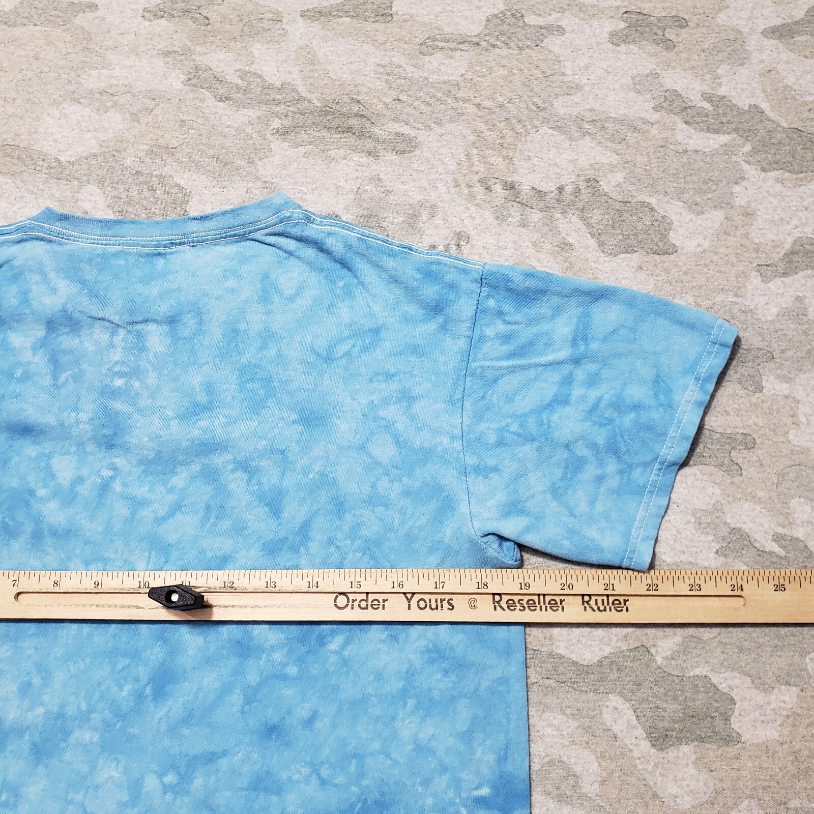 Liquid Blue Top Womens Medium Short Sleeve Lion