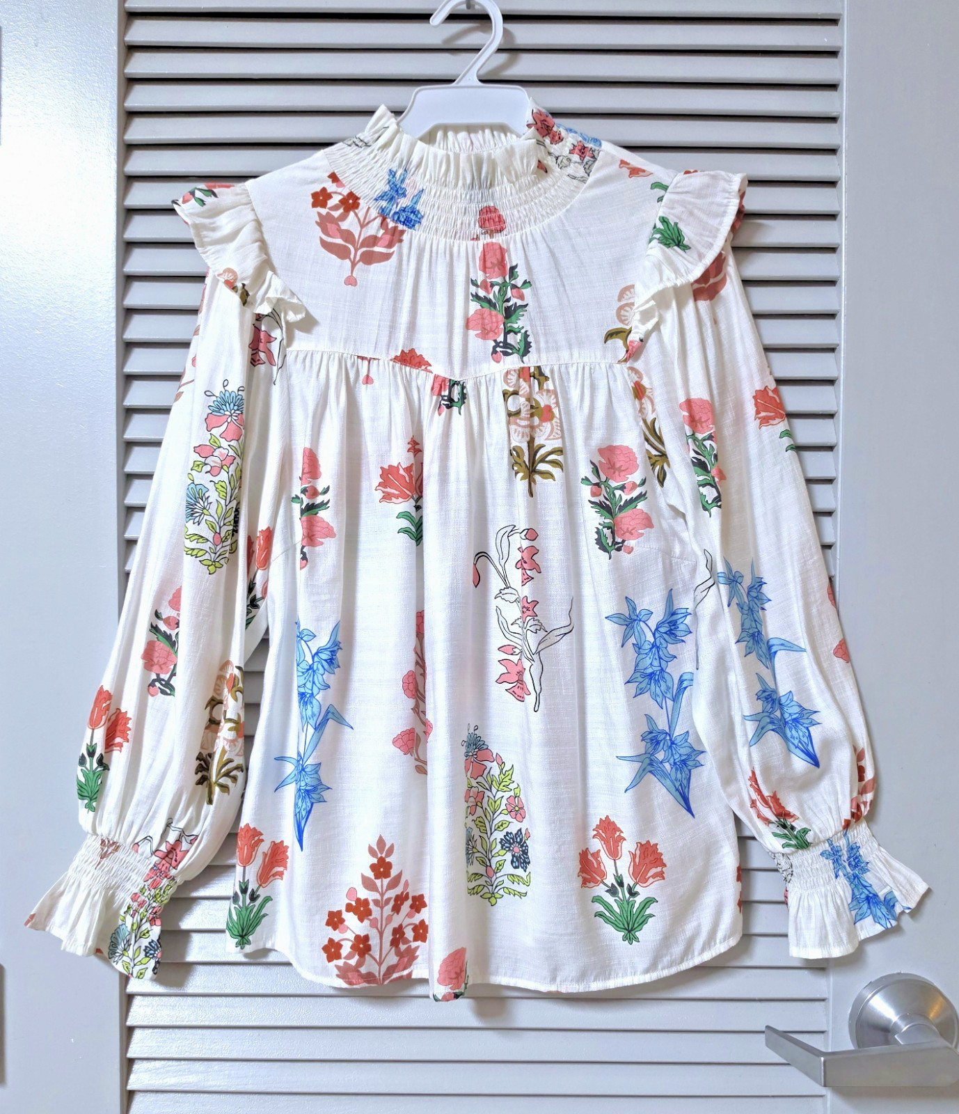 multi-color floral print ruffle pleat top S