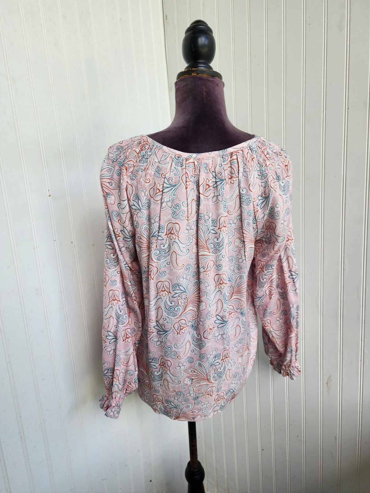 Nine West Women’s Blouse Pink Paisley Print Relaxed Fit Split Neck Viscose Sz S