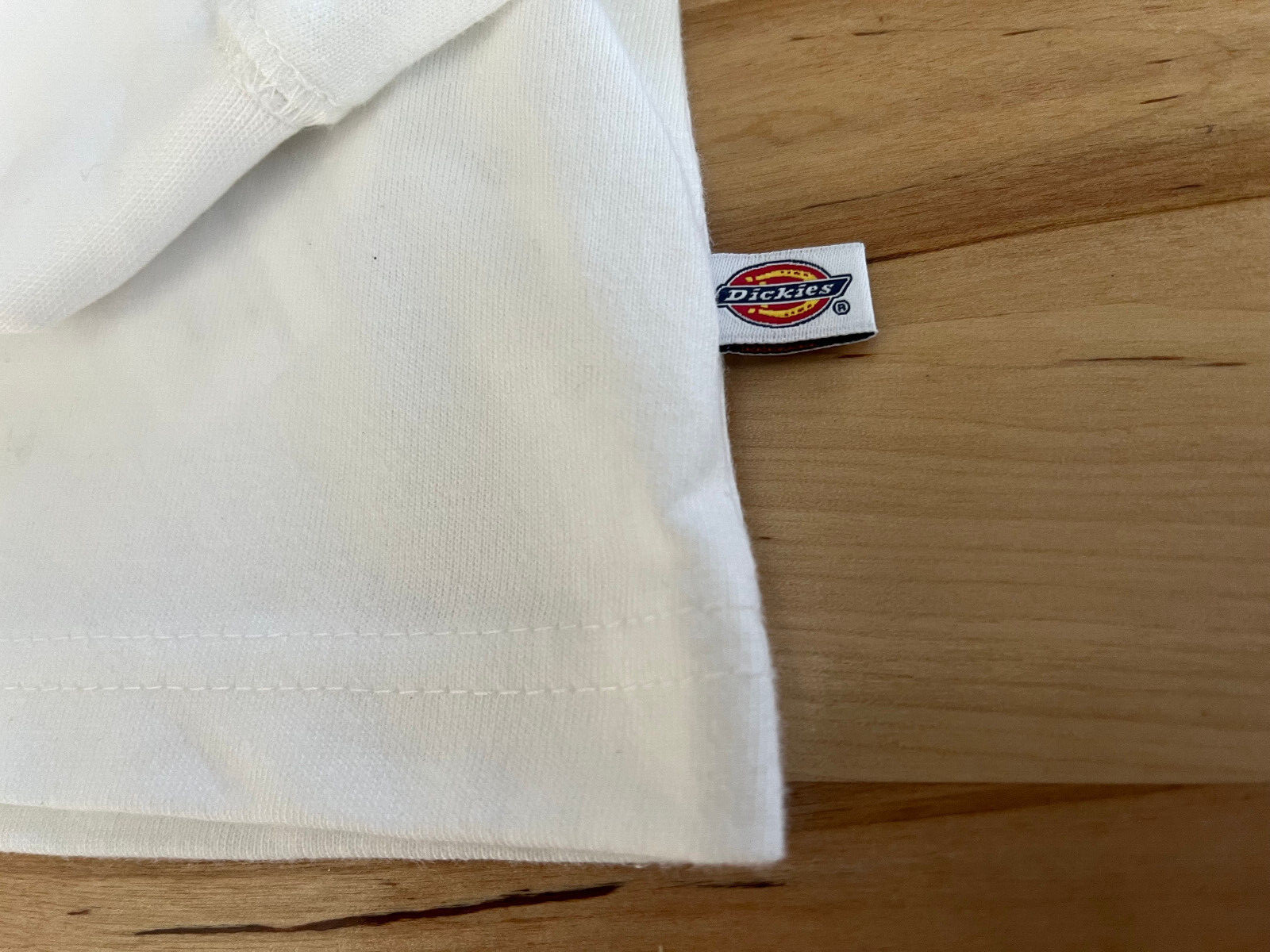 Dickies WHITE Long Sleeve Cropped T-Shirt – Women’s Sz S – NEW