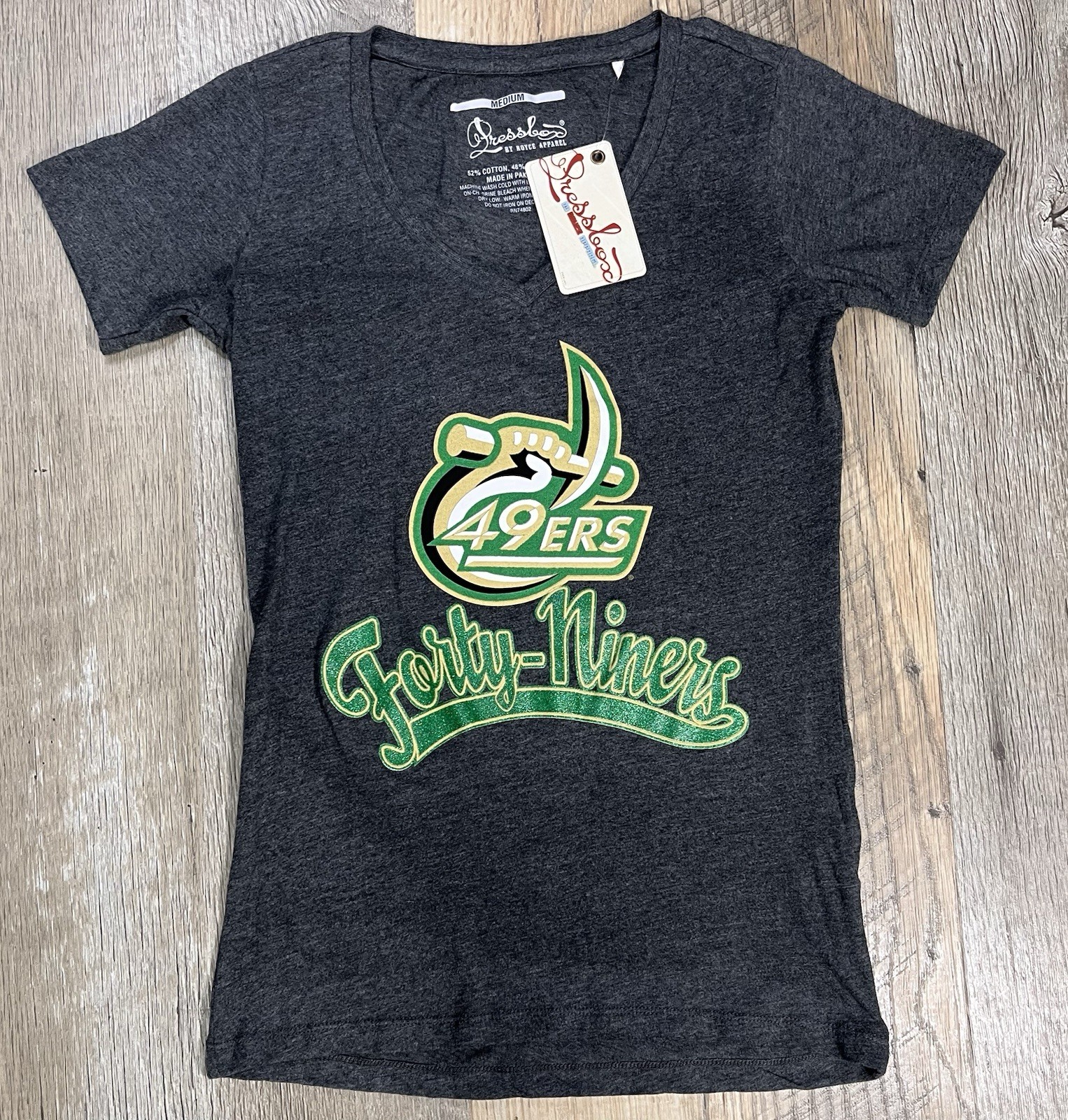 CHARLOTTE 49ERS Team Logo T-Shirt Women’s Medium Heathered Gray Pressbox Tee NWT