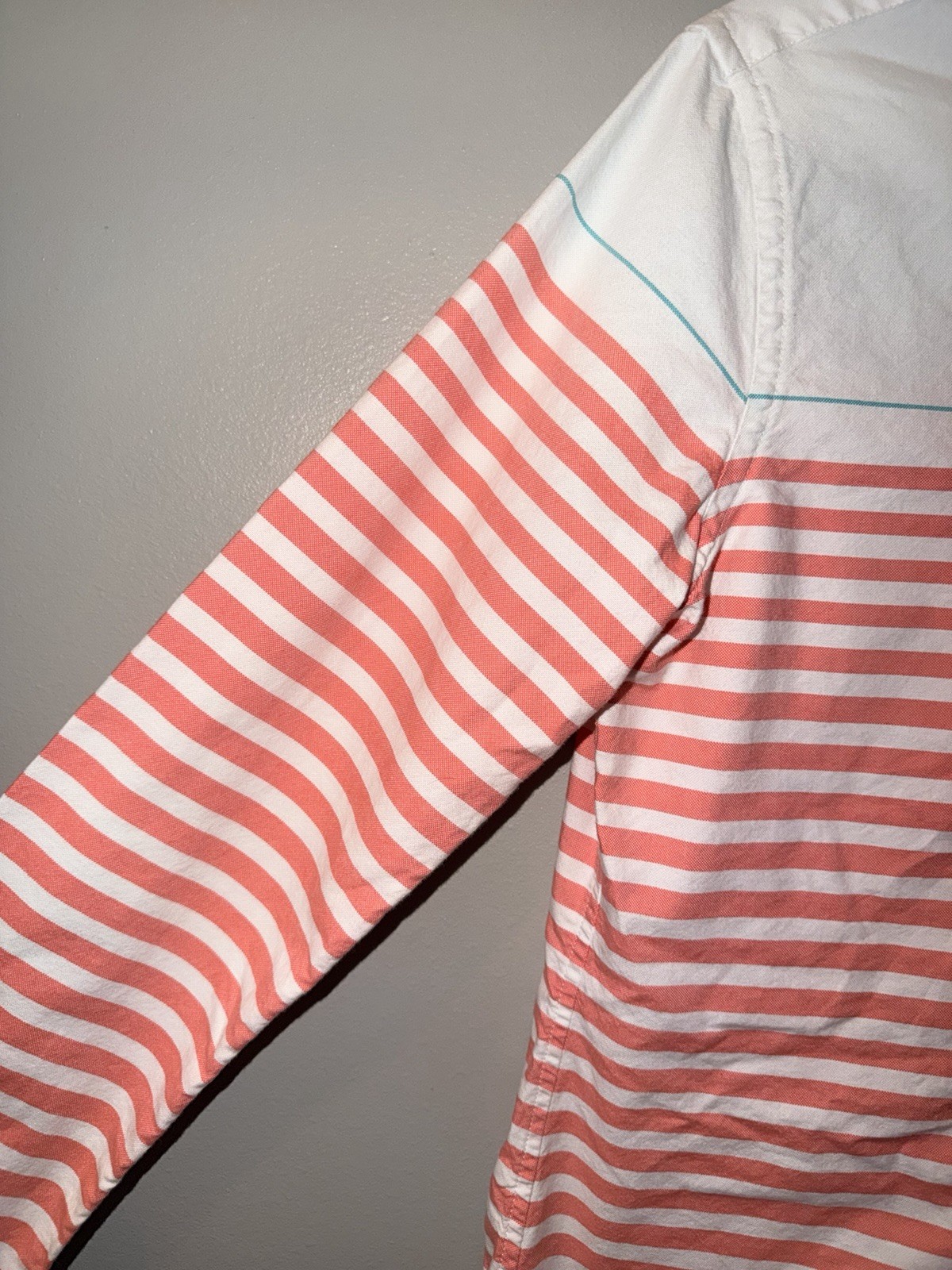 Banana Republic Women’s M White/Red Striped Woven Cotton Long Sleeve Button-Up