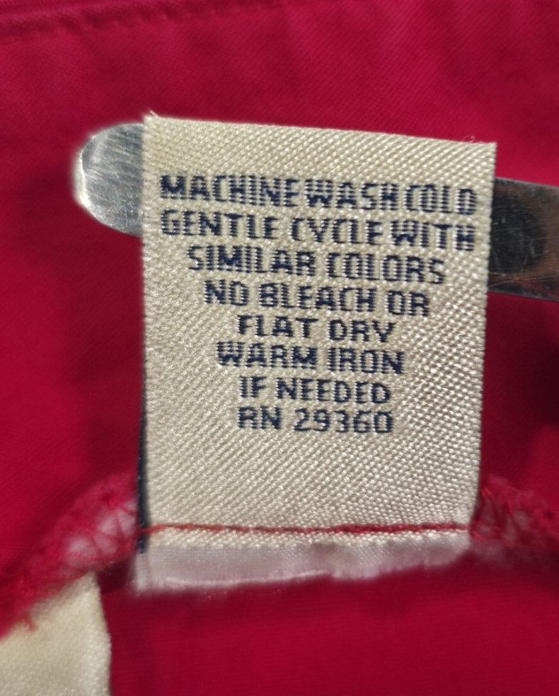 Great Northwest Clothing Co Women’s Sleeveless Top Full Back Zip from Hem Sz L