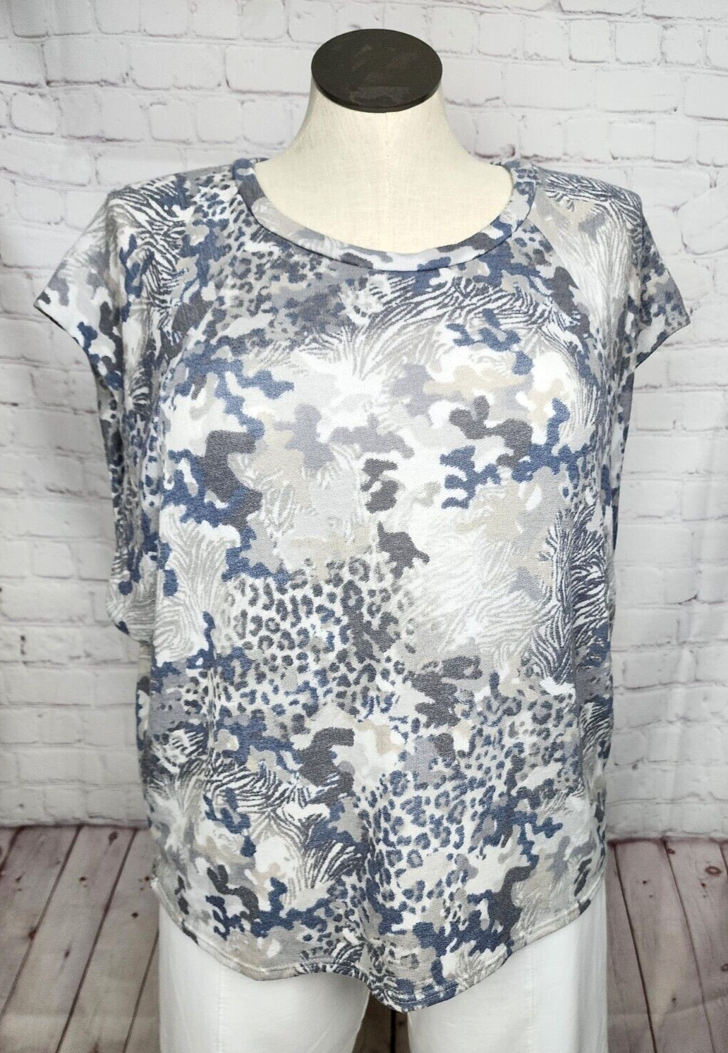Adora Top Dolman Sleeve Soft Knit Oversized Beachy Camo Leopard Coastal Resort M