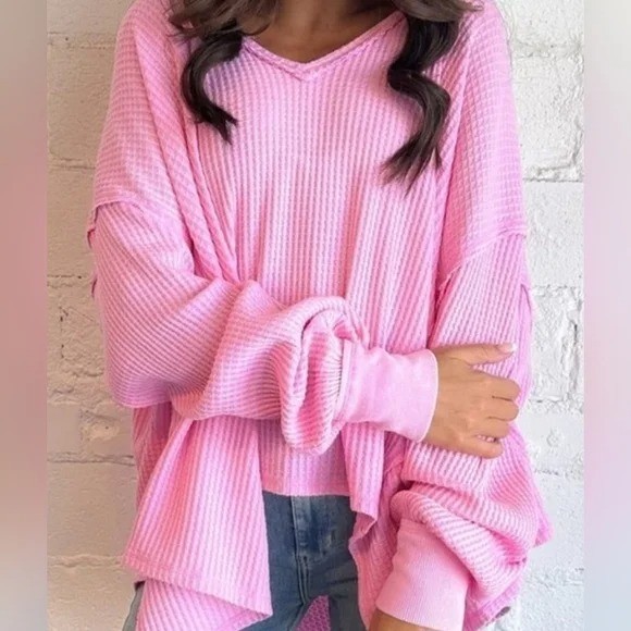 Waffle Knit Exposed Seam High Low Oversized Top in Candy Pink Long Sleeve S