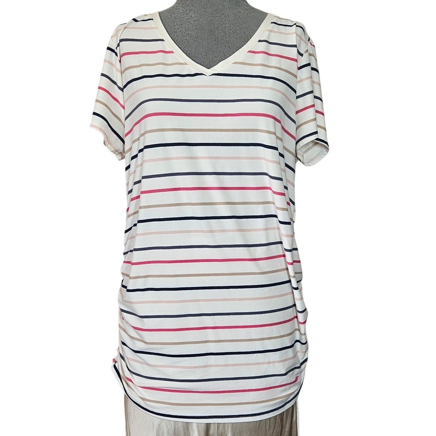 Maternity Short Sleeve Tee Size Large