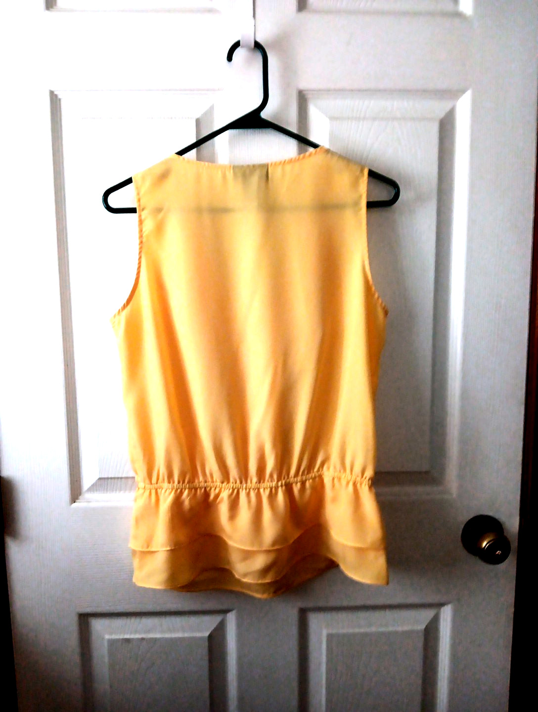 Ruffled Yellow Apostrophe Sleeveless Blouse Small