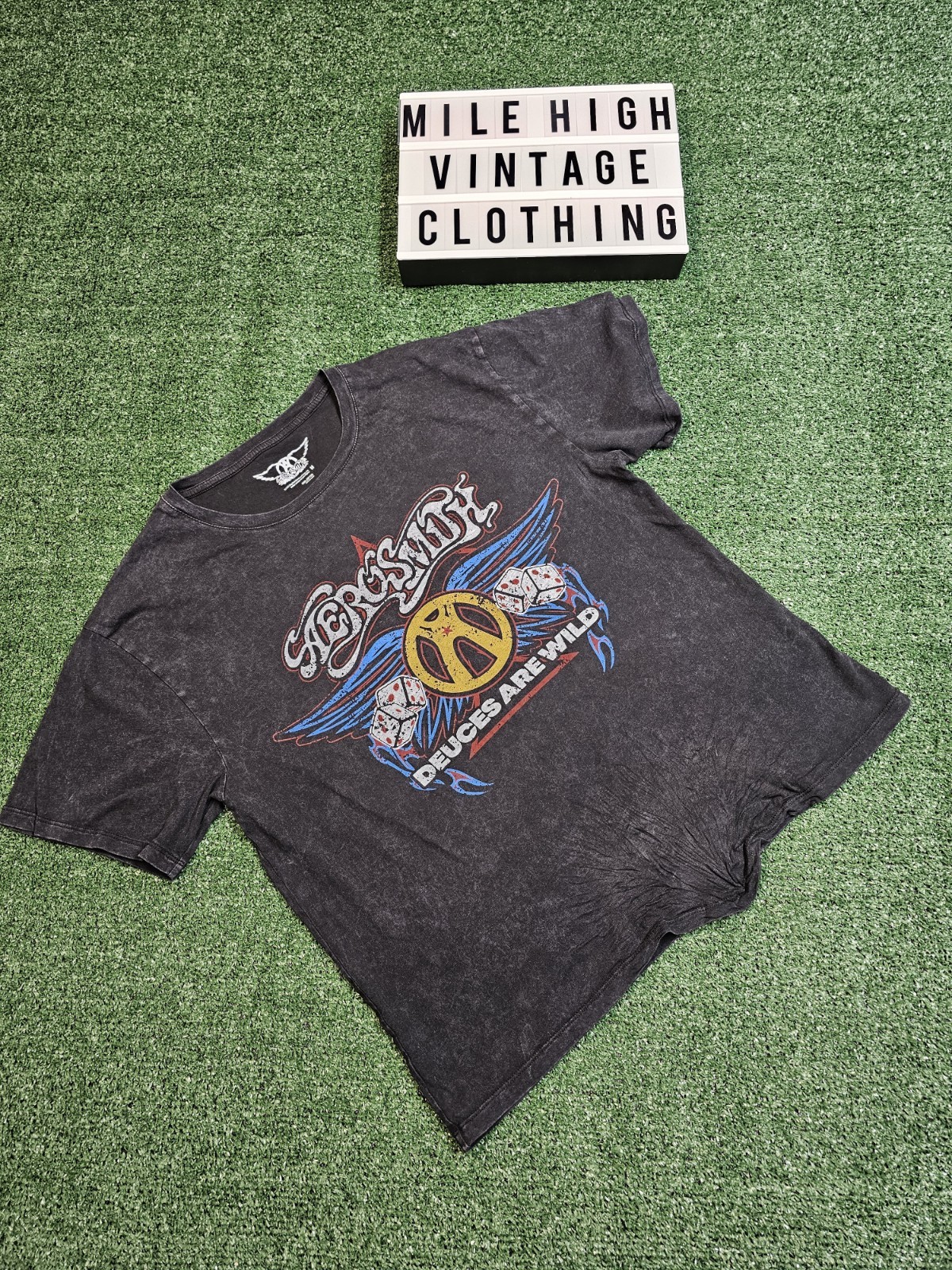 Women’s AeroSmith Shirt M Dueces Are Wild Retro Classic Rock Band Music Tee
