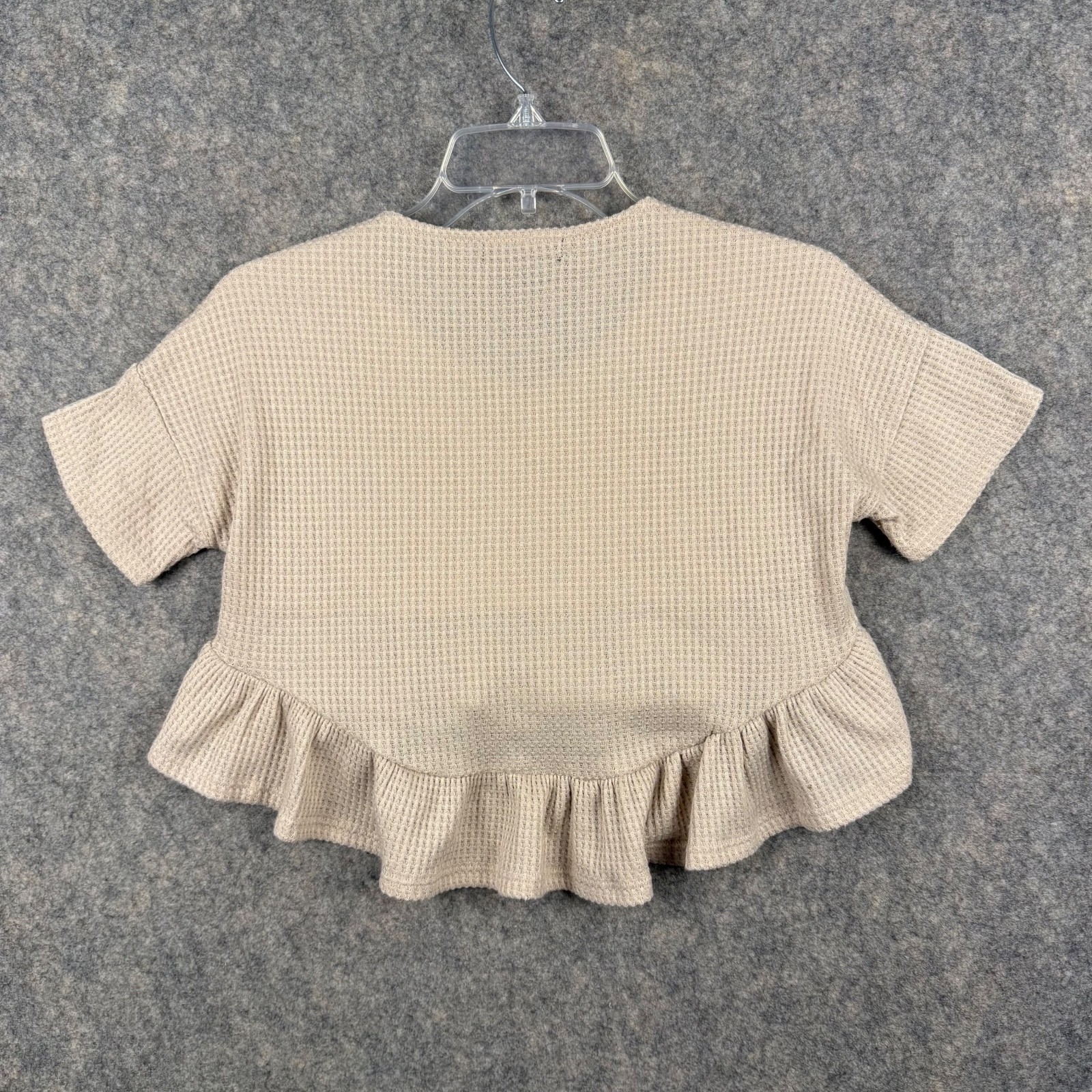 Xtraordinary Short Sleeve Lace Inset Crop Top Ruffle Bottom Beige Medium 878