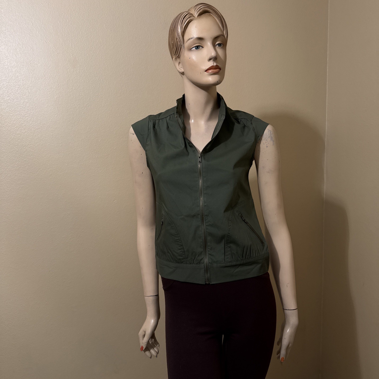 Women’s Forest Green Cotton Casual Stretch Unlined Zipper Size S Blouse Top Vest