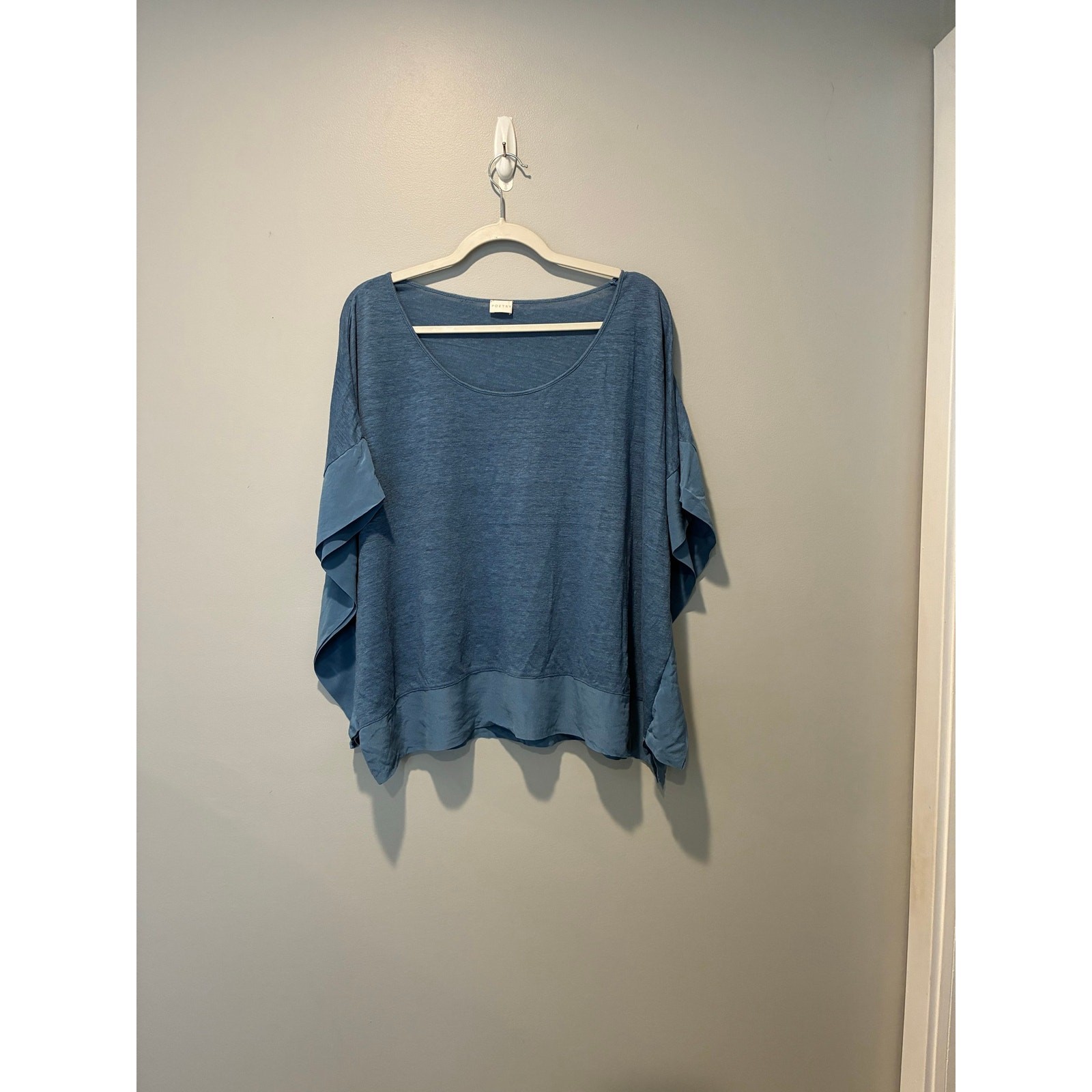 Poetry Boxy Blue Linen with Silk Trim Tshirt Women Sz 16 Oversized Coastal