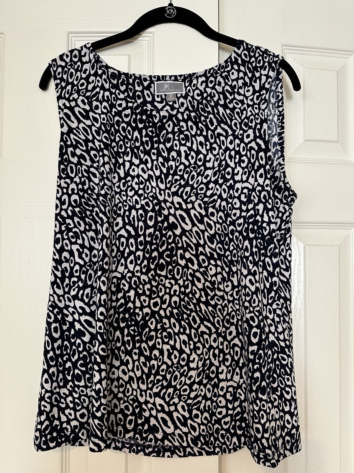 JM Collection Sleeveless Top Siz M Blue & White Leopard Print Perfect For Travel
