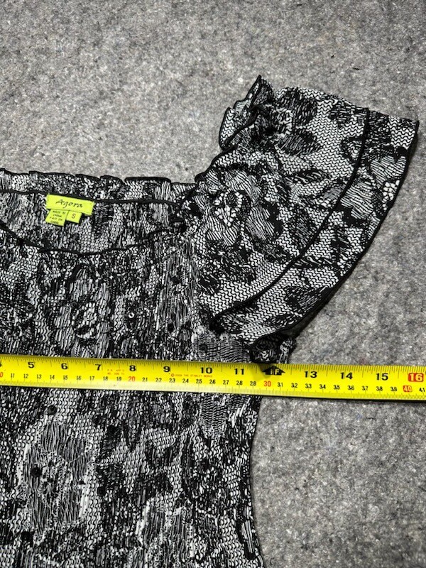 Agora Women’s Black and White Size Small Off The Shoulder Ruffle Blouse