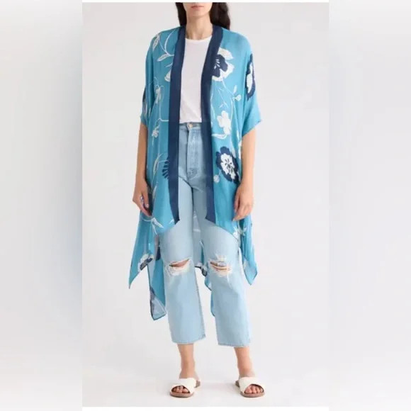 Melrose And Market Ruana One Size Blue Flower Print Open Front Topper