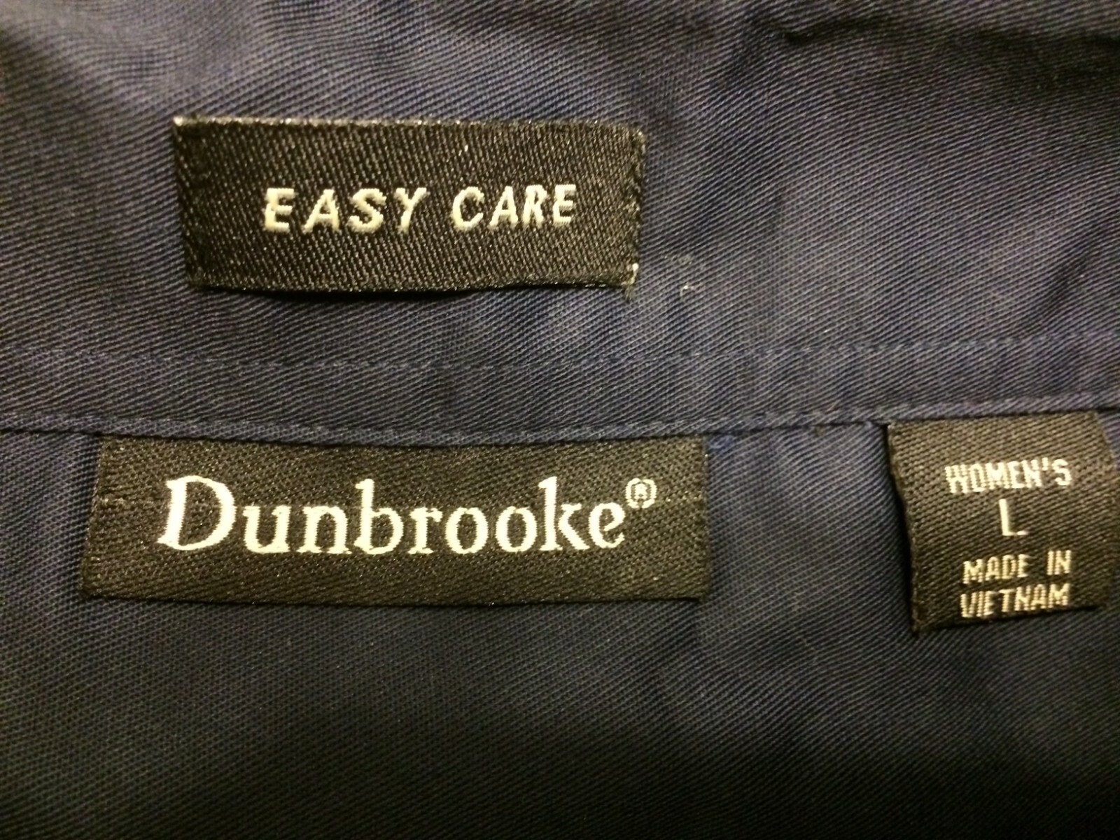 Dunbrooke Easy Care Basic Button Down Blue Long Sleeve Shirt Misses Size L NWT