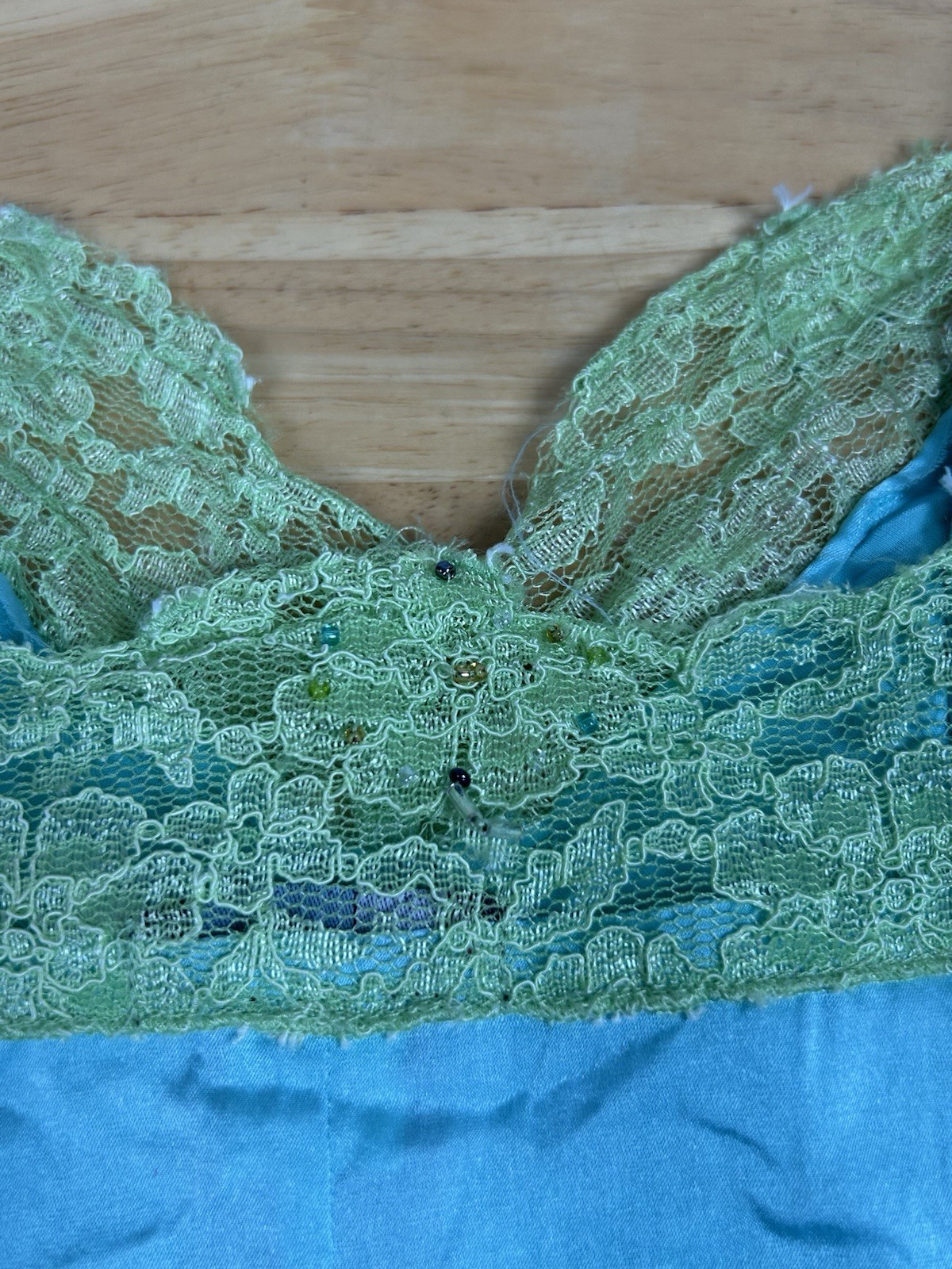 Moda International Silk Beaded Lace Camisole Size S Turquoise And Green Colors