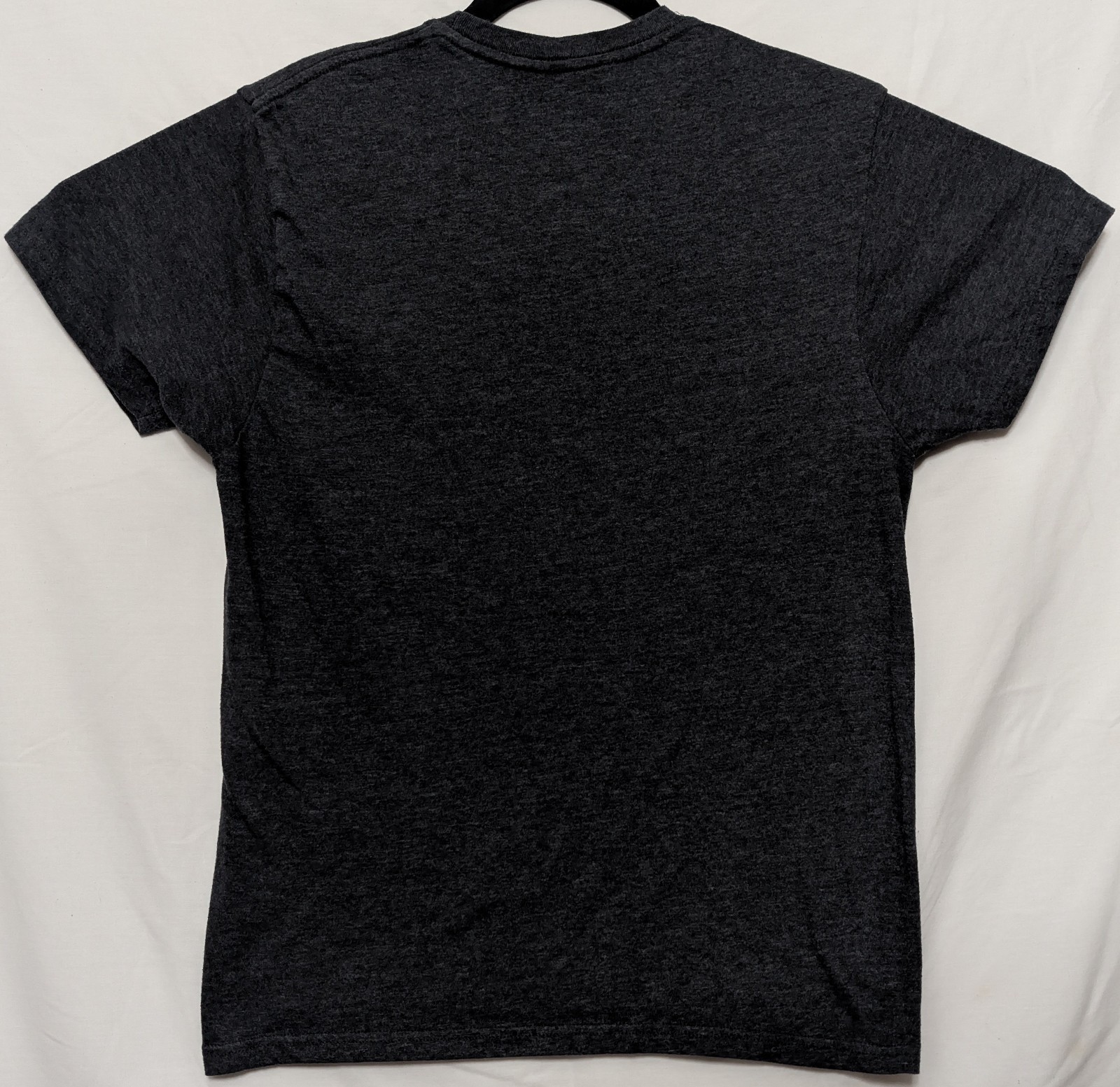 Johnny Cash Man In Black Medium Gray Women’s Band Tee Shirt 17.5″ W X 25.5″ L