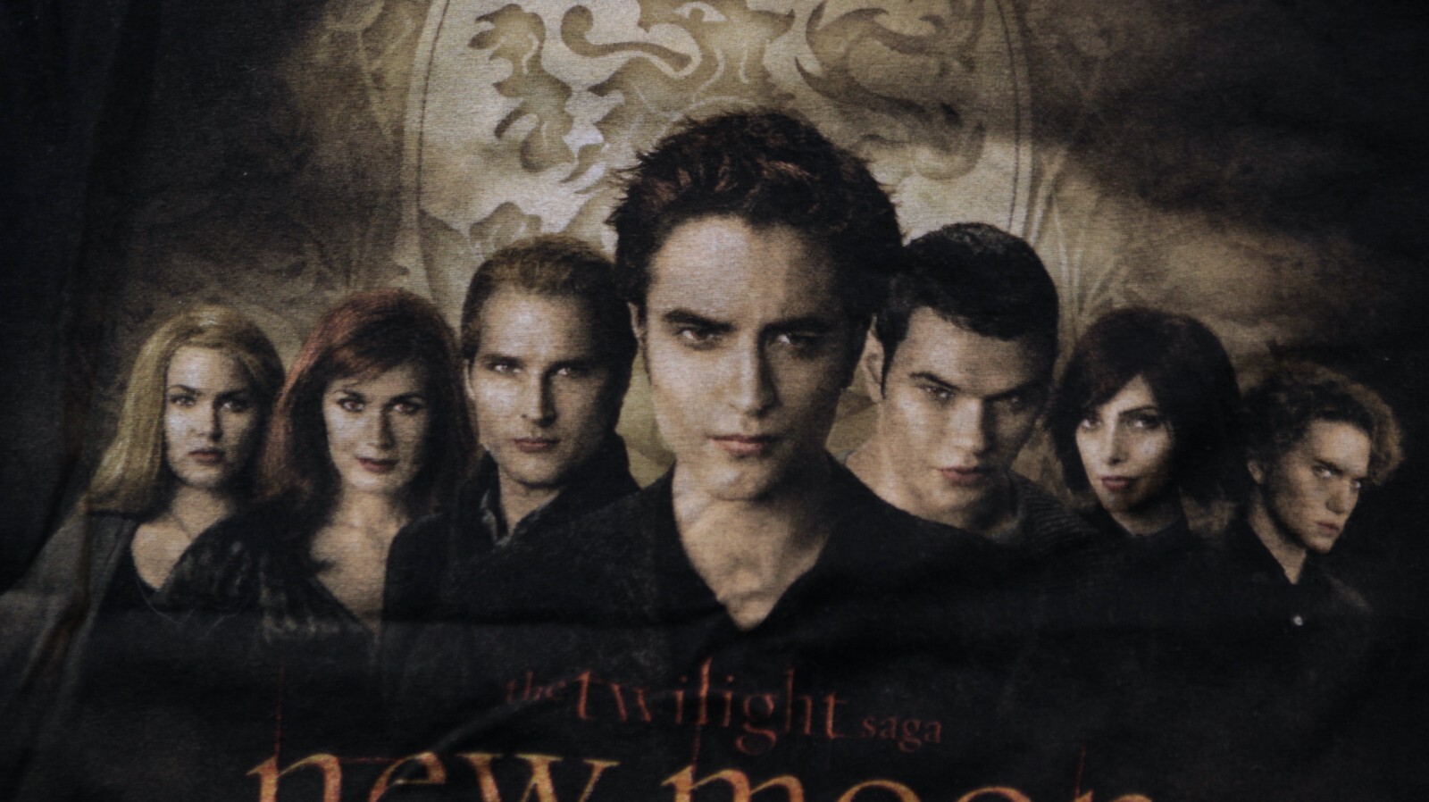 Twilight New Moon T Shirt Womens S VTG Y2K Movie Saga Edward Cullen Vampire Clan