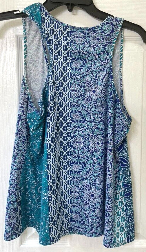 Linea Donatella shirt size Small no size tag see measurements t back stretch
