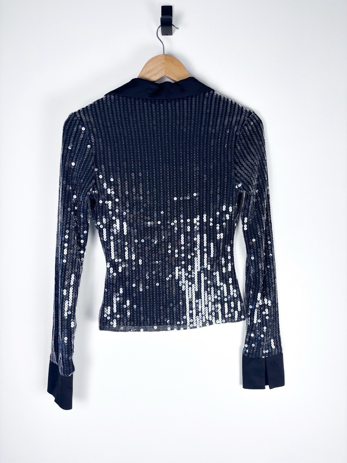Superdown Revolve Geraldine Black Sequined Long Sleeve Collar V-Neck Top XS NWT