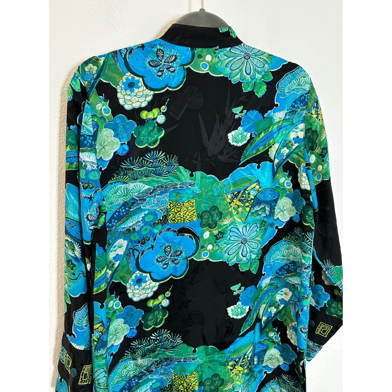 Chico’s Design Silk Tunic Top Size 0 US S Blue Green Floral Beaded Asian Motif