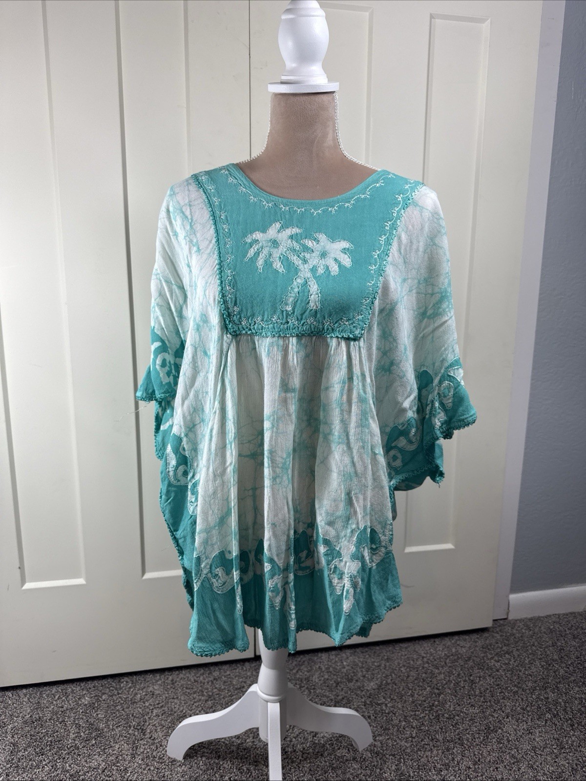 Sakkas Womens Free Size Kaftan Top Palm Embroidered Beachy Hawaiian Cruise