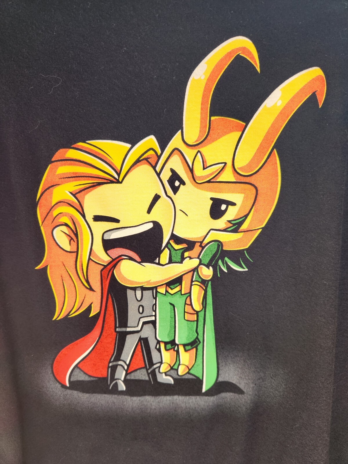 Marvel Comics Thor/Loki cartoon Graphic Print Womans Size Med T-shirt