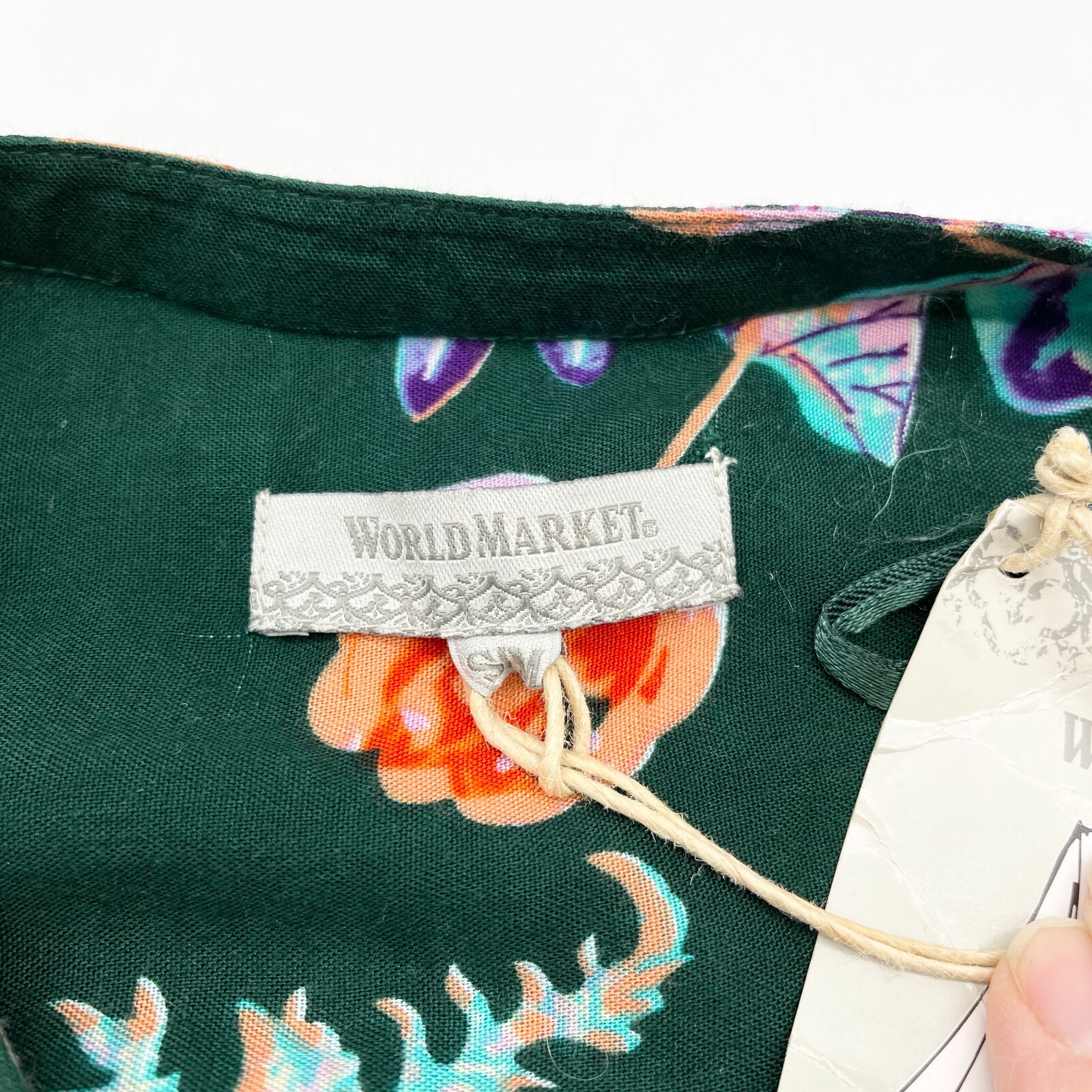 World Market Womens Addy Tunic Top Blouse S/M Tropical Floral Swing Feminine