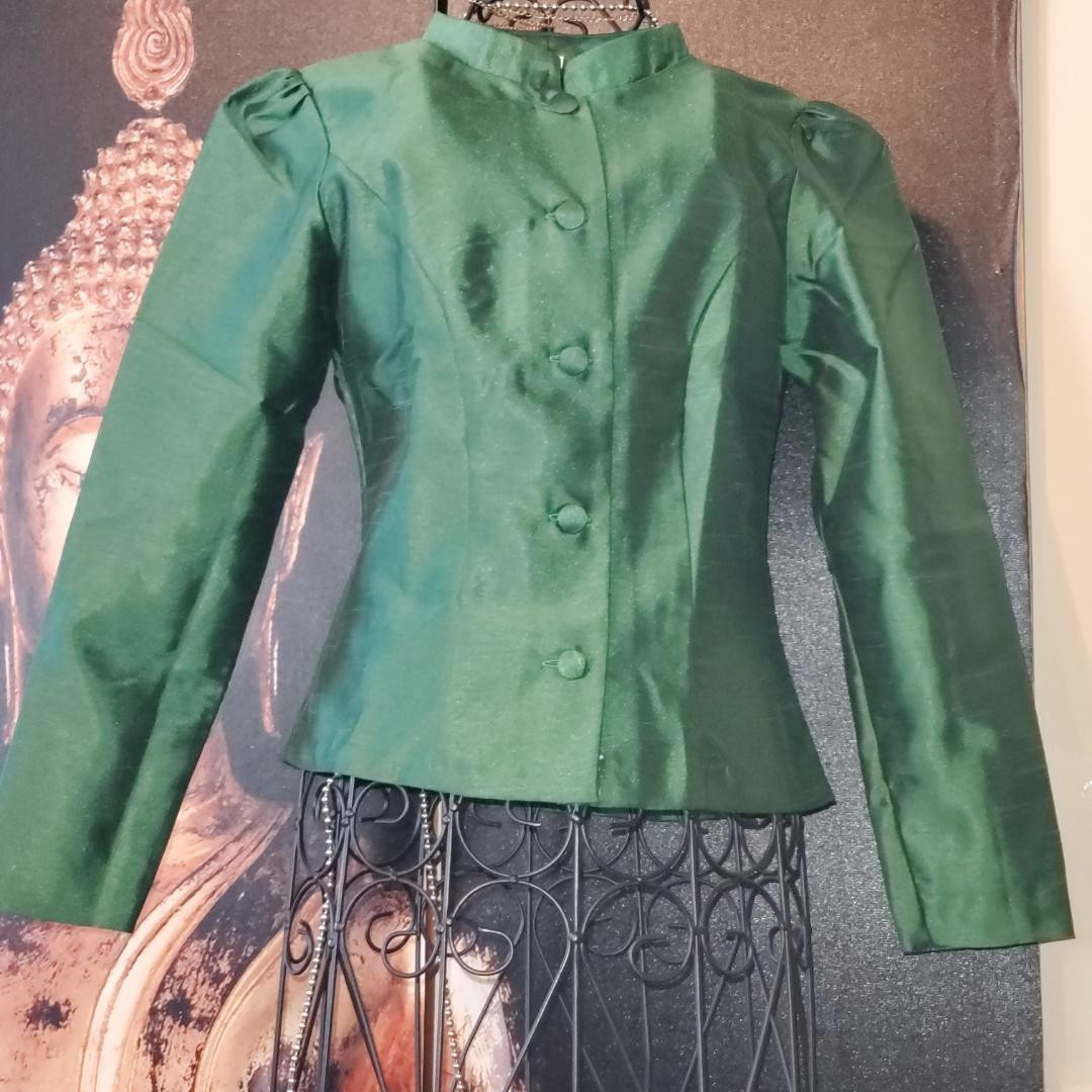 Thai Traditional Blouse Lao silk Elegant for Women size 32″ with Button