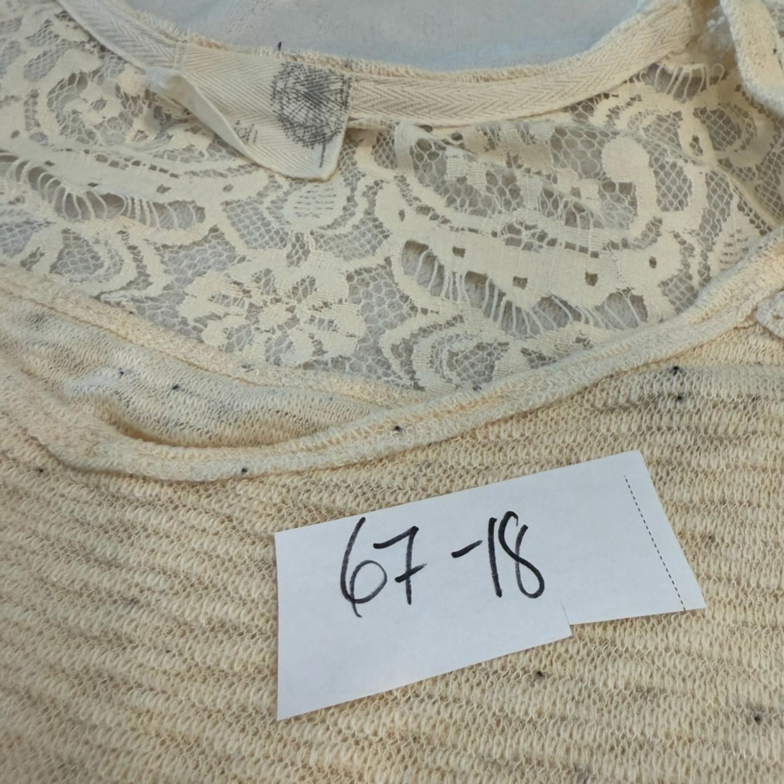 Everleigh boho Cream Lace Shoulder Heather Knit Top scoop neck crop sleeves XS