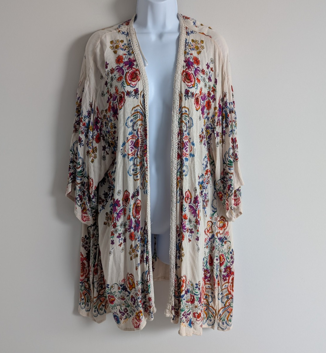 Bila Kimono Womens Medium Large Relaxed Lightweight Layering Boho Coastal Hippie