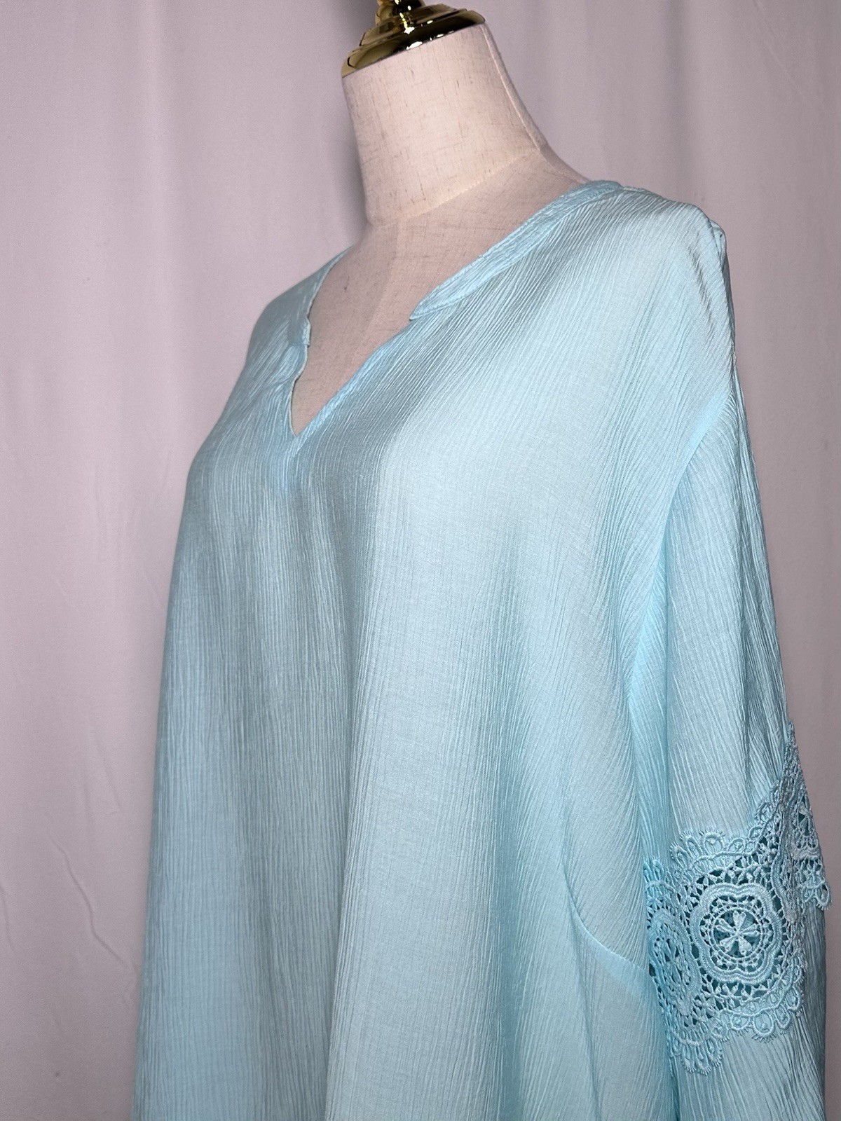 Ruby Rd Tunic Top Shirt Blouse Women 2X Long Sleeve Blue Embroidered V-Neck $64