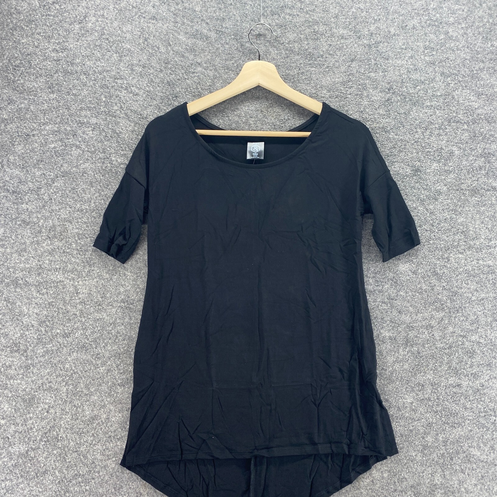 New Agnes & Dora Top Women 2XS Black Short Sleeve Pullover Round Neck Blouse