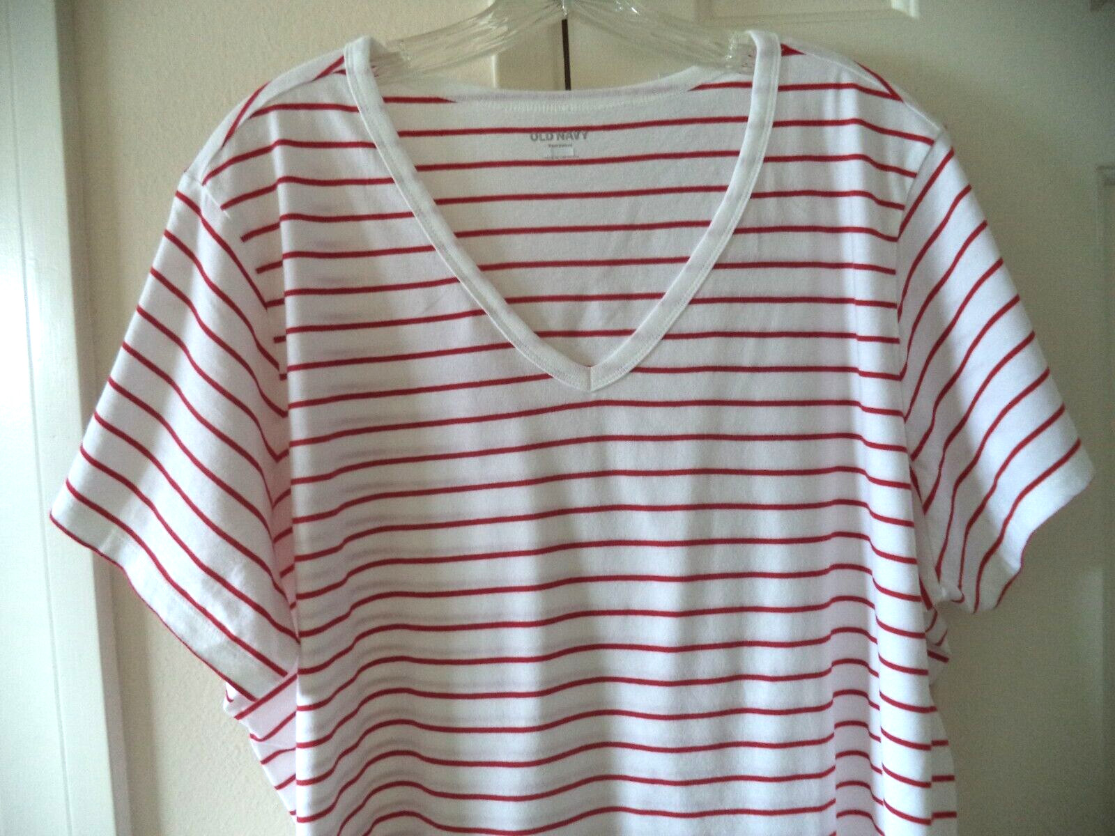 Updated! Old Navy Red & White Striped V-Neck T-shirt Knit Top 28 30 XXXXL 4XL 4X