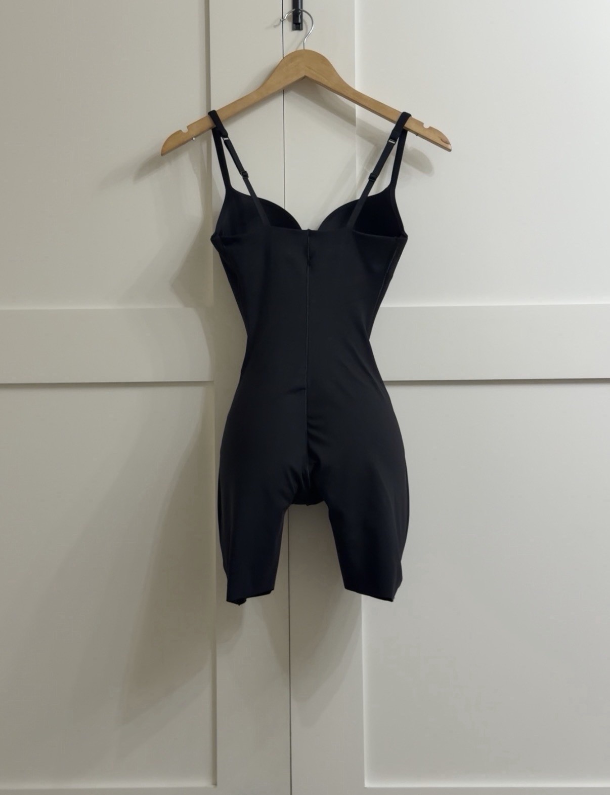 NWT Skims Ultimate Body Butt and Hip Pad Mid Thigh Bodysuit XS
