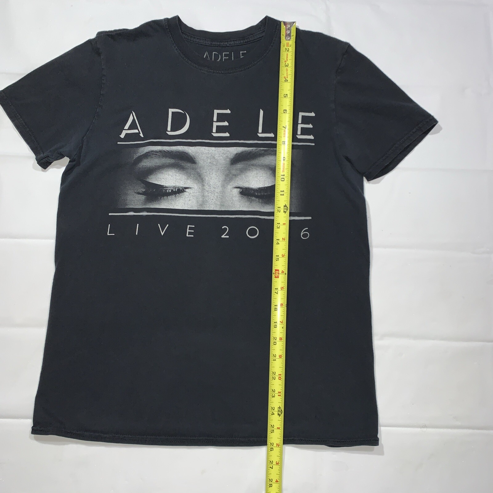 Adele Live 2016 Concert Tour T-Shirt Women’s Size Medium