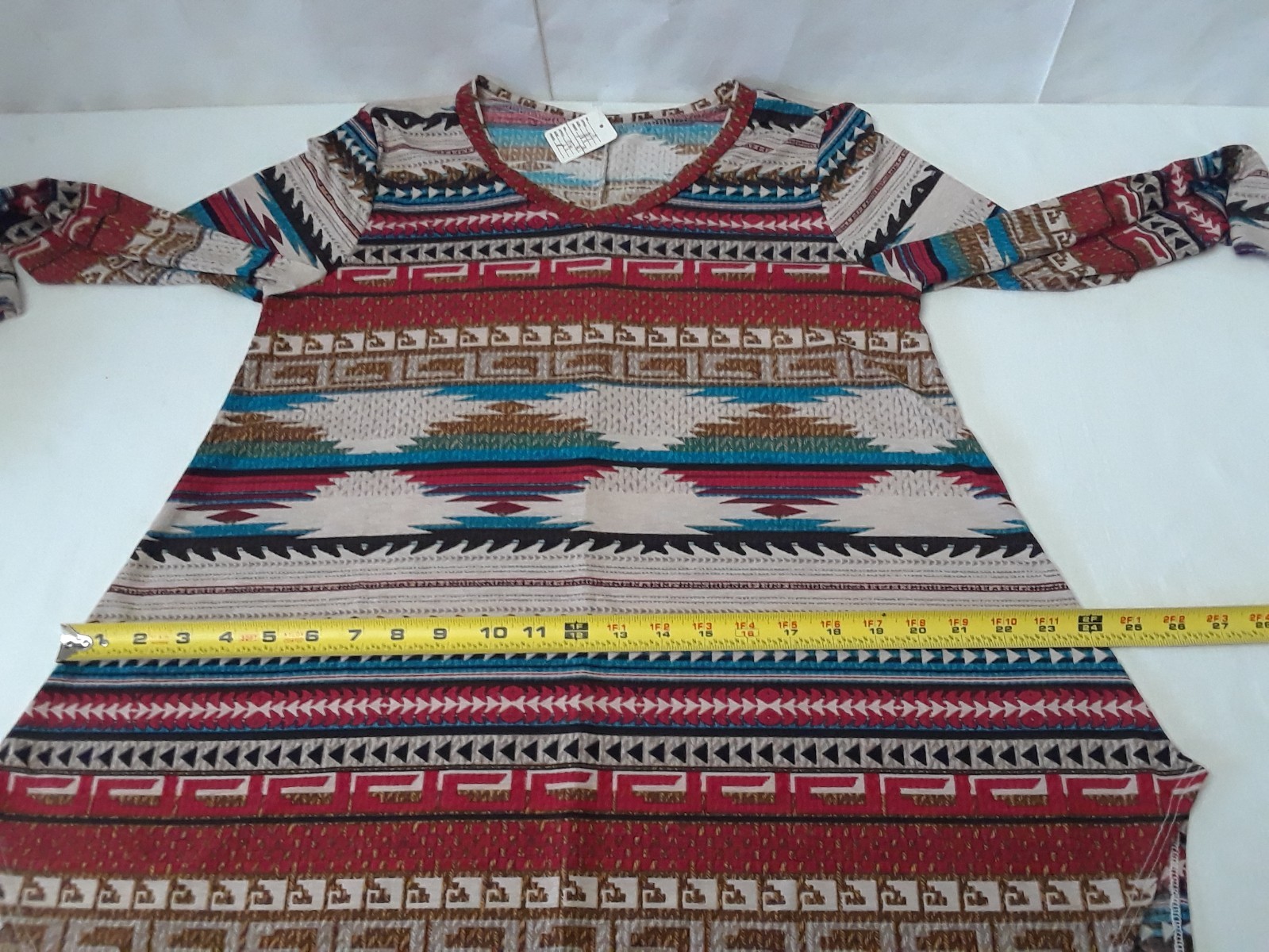 High Low Indian Theme V-Neck Quarter Sleeve Woman Size M Top NEW
